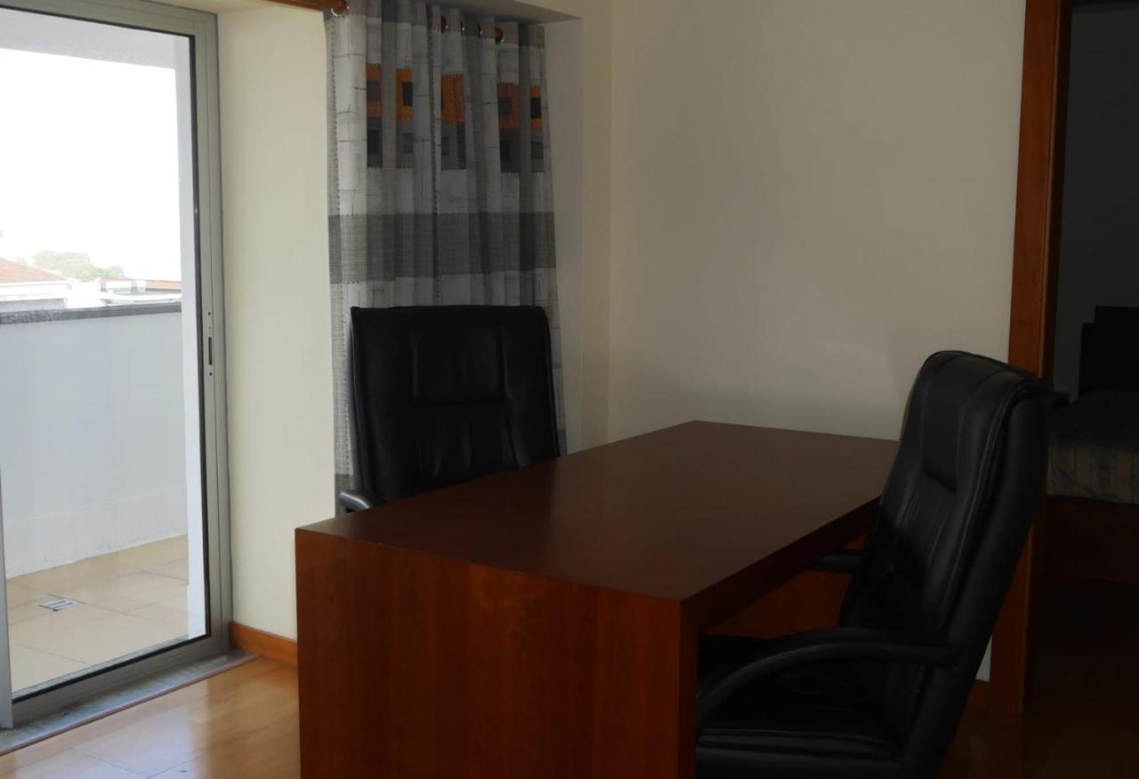 Appartamento Duplex Oceanos Ponta Delgada Esterno foto